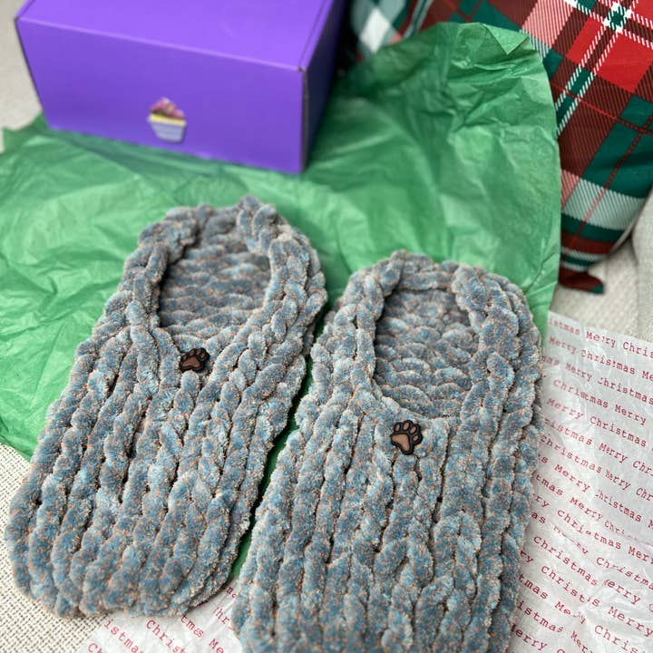 Kalpten LLC - Wholesale Yarn - Super Bulky Jumbo Glitter Chenille Yarn|Finest Quality 7