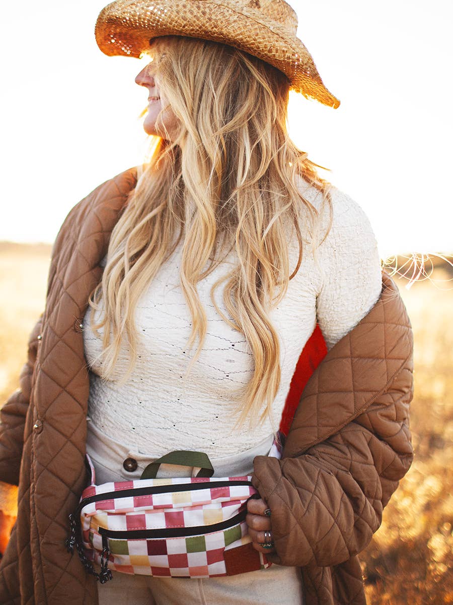 Trek Light - Wholesale Belt Bag - Unisex - Everyday Fanny Pack & Crossbody Bag | Checkers | Women's Bag1