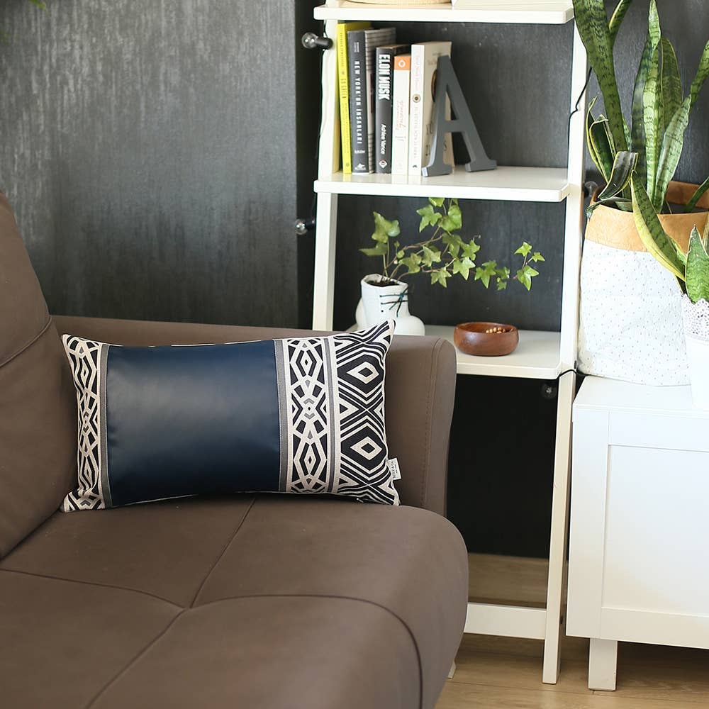 MIKE & Co.   NEW YORK - Venta al por mayor Cojín decorativo - Cojín decorativo de piel sintética vegana6