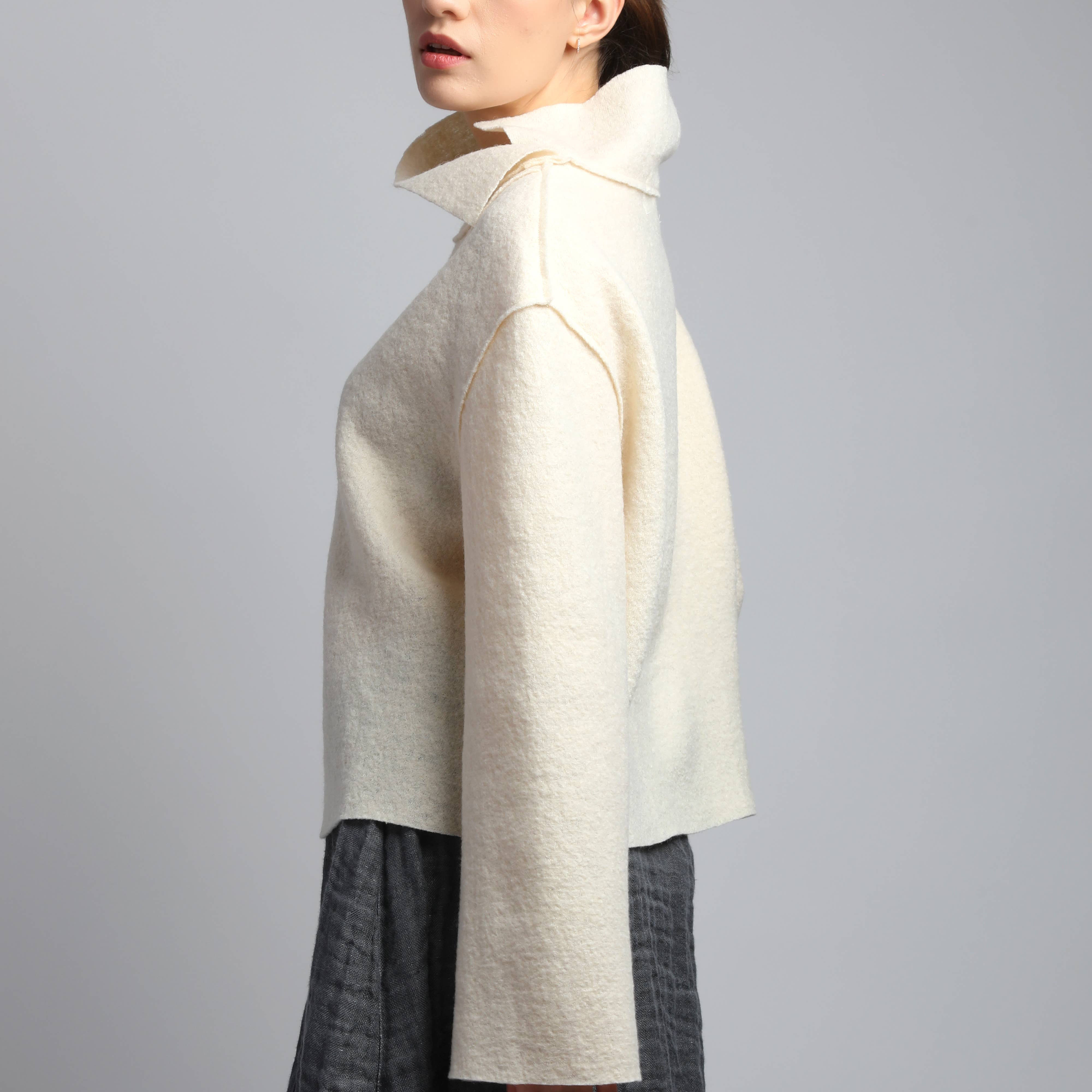 Knotium - Wholesale Knit Sweater - Women's - ALICE Cropped Loose Boiled Wool Jumper with Stand Up Collar2