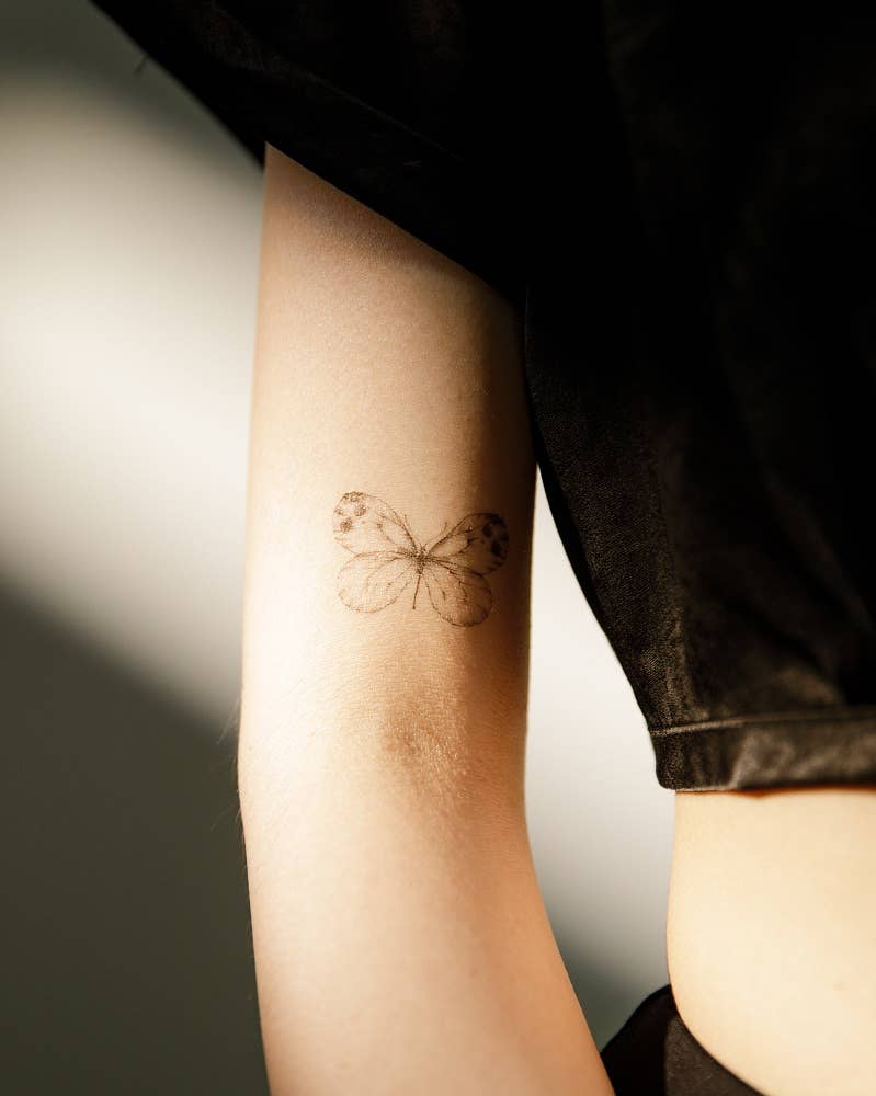 PAPERSELF - Venta al por mayor Tatuajes temporales - Tatuaje temporal de mariposas negras9