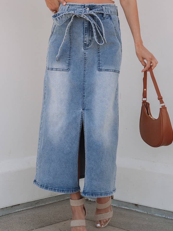 Gonna midi in denim a vita alta Ariah per la vendita all'ingrosso da parte di Threaded Pear