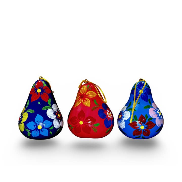 Sanyork Fair Trade - Wholesale Ornament - Floral Design Handmade Gourd & Ceramic Tree Ornament1