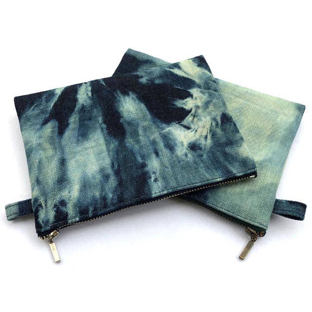 Pochette en denim à fermeture éclair pour la vente par Horn