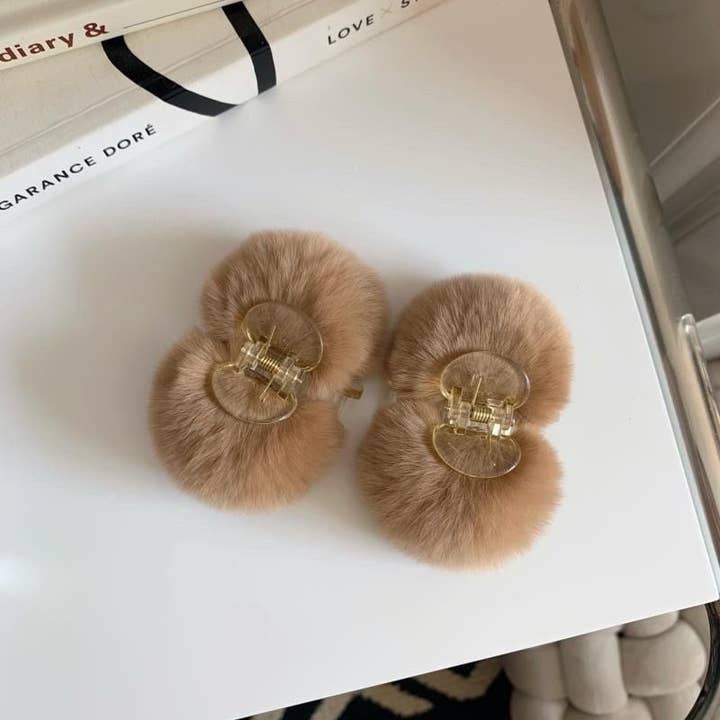 FurDecoration - Wholesale Hair Clip - Women's - Fluffy Rex Rabbit Fur Small Hair Claw Hair Clip6