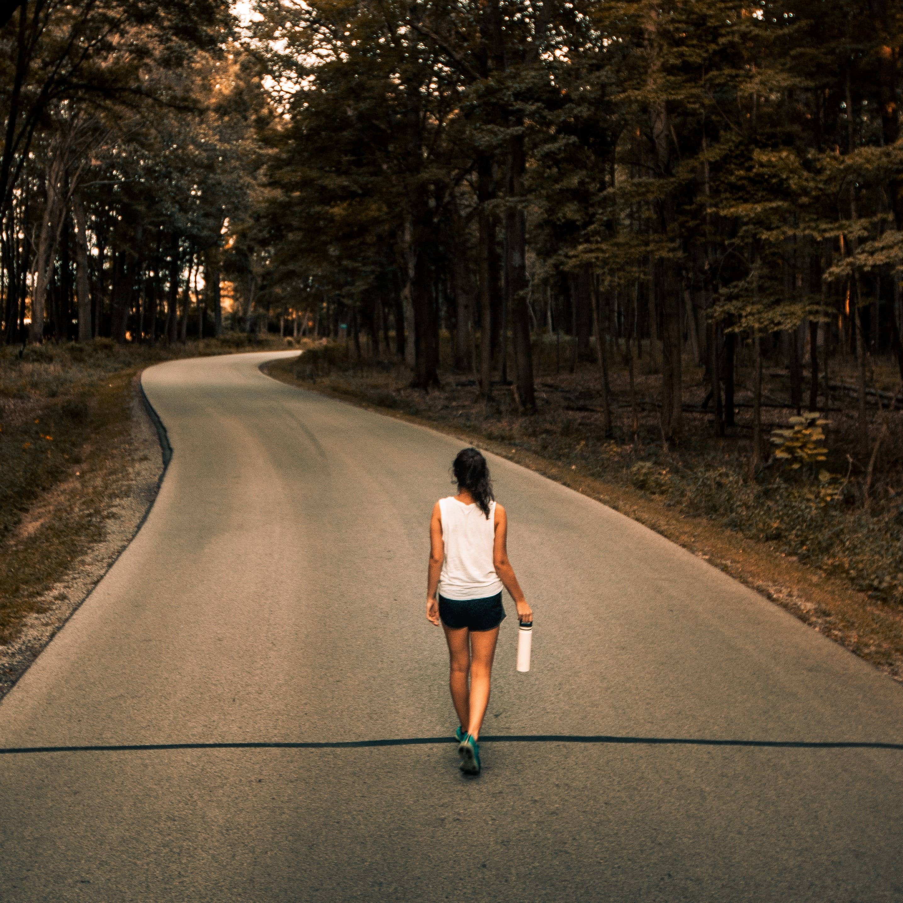 SIC Cups - Venta al por mayor Botellas de agua - Botella Deportiva SIC de 27 oz. | Blanco Hielo Brillante3