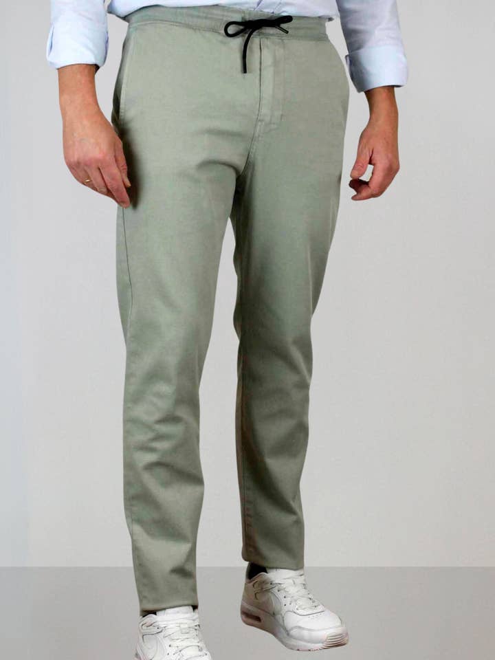 Olive structured elastic chino pants for wholesale by Patadegayo