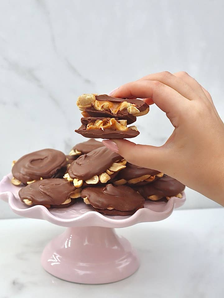 Milk Chocolate Caramel Peanut Turtles for wholesale by Firdaus Chocolate