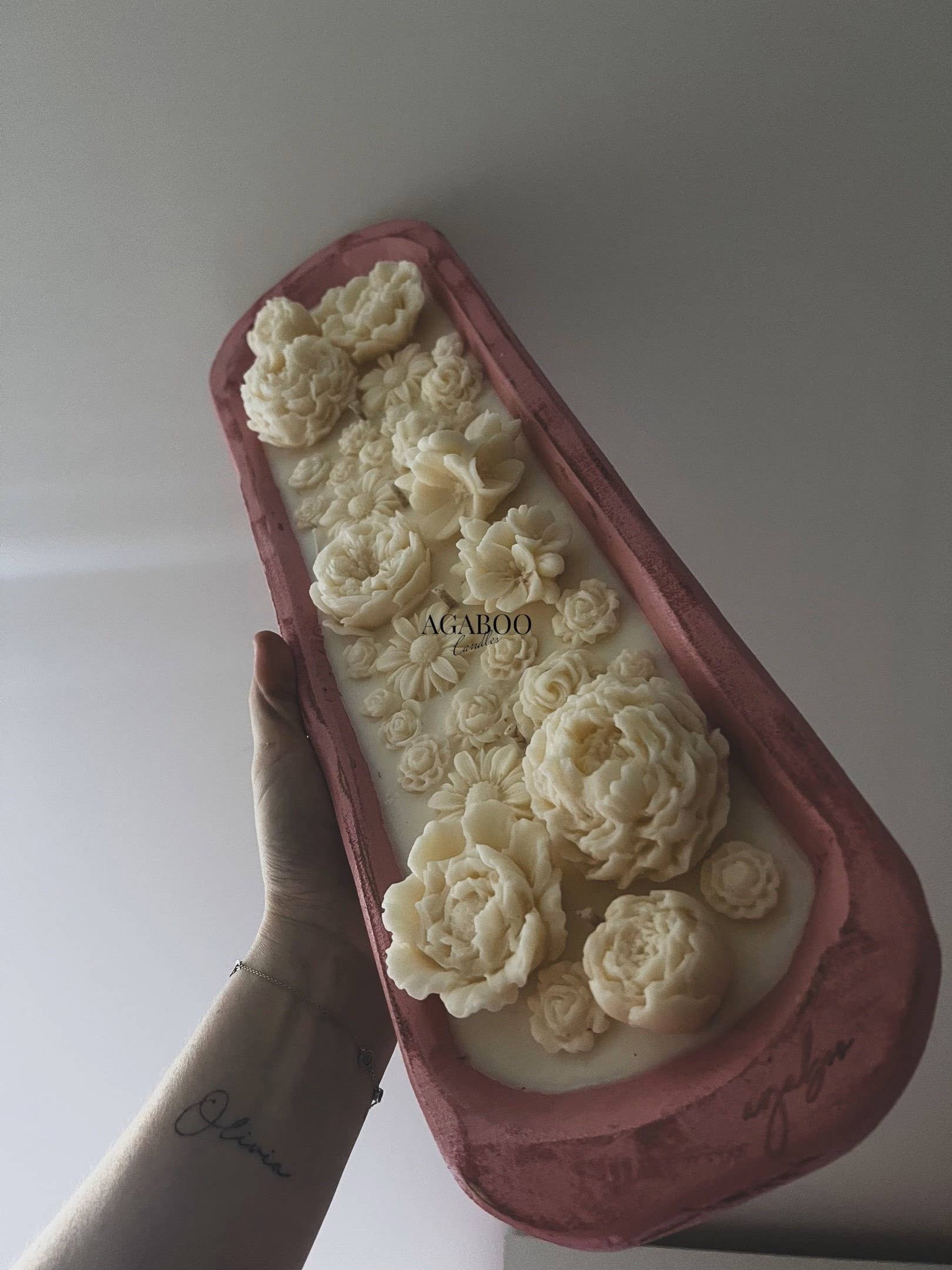 Agaboo Candle - Wholesale Novelty Candle - HUGE Flower Candle 28 oz -Dough Bowl Candle 19½" X 5½" X 2"6