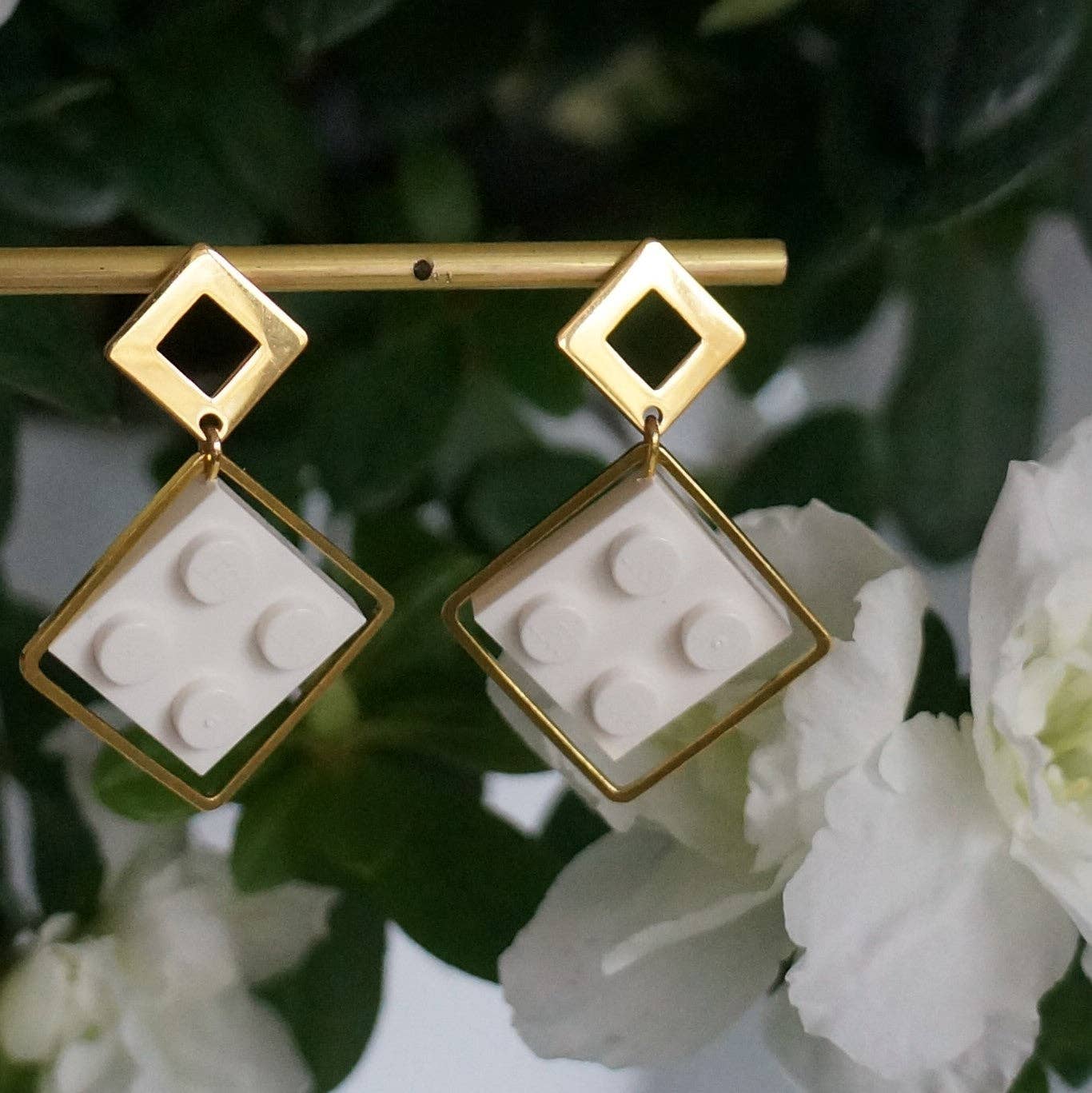 Brique d'Oreille – wholesale Dangle earrings – Dangling earrings - The Ambitious7