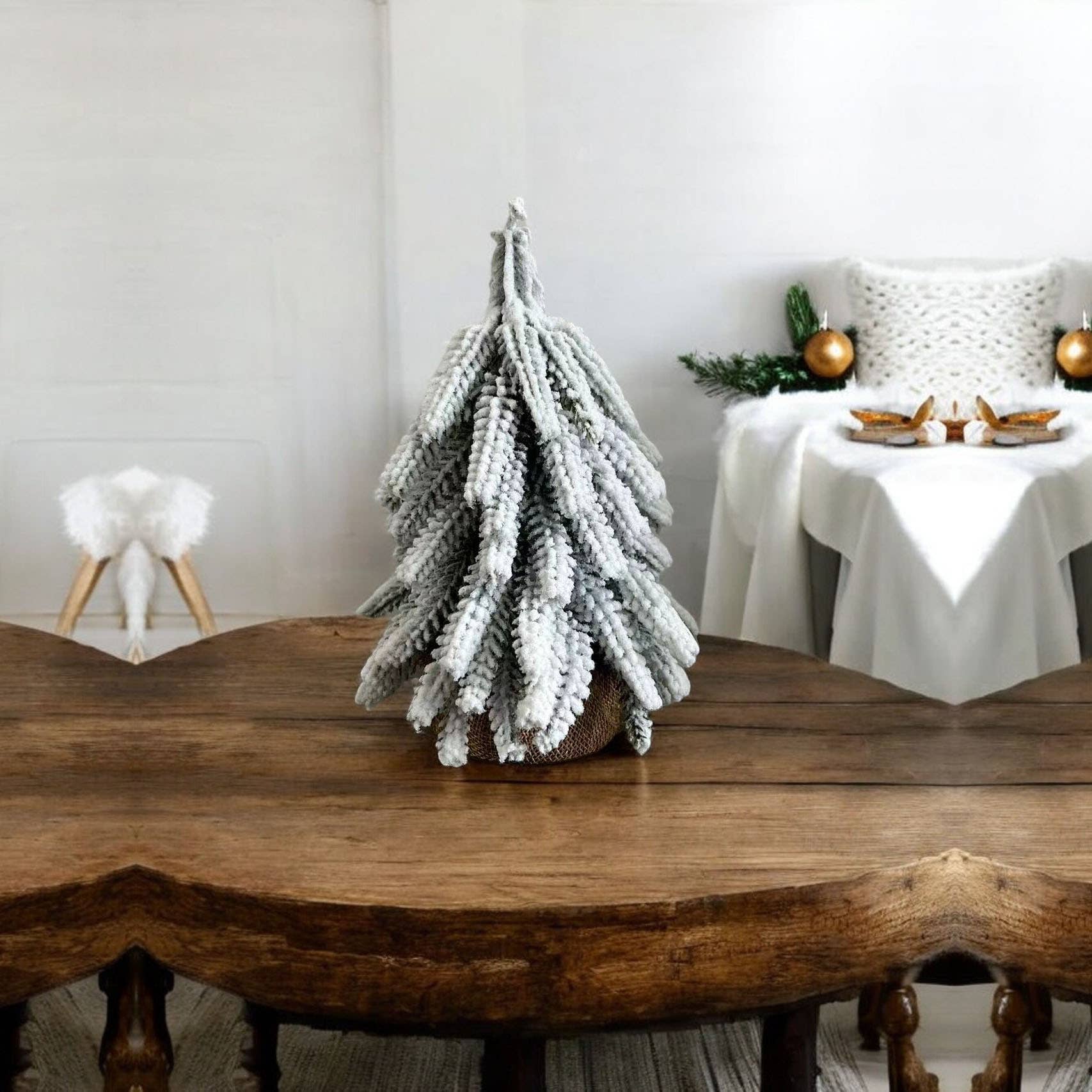 Gia Roma - Wholesale Christmas Decoration - Snow Topped Christmas Trees With Wood & Jute Base, Holiday 20