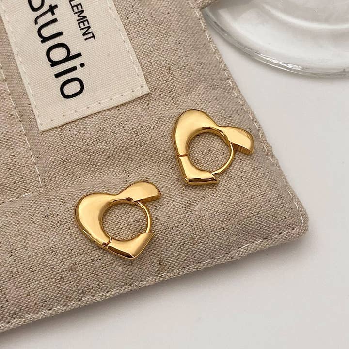ACCITY - Wholesale Hoop Earrings - VALENTINE'S DAY HIGH-END VINTAGE HEART EARRINGS_CWAJE3157