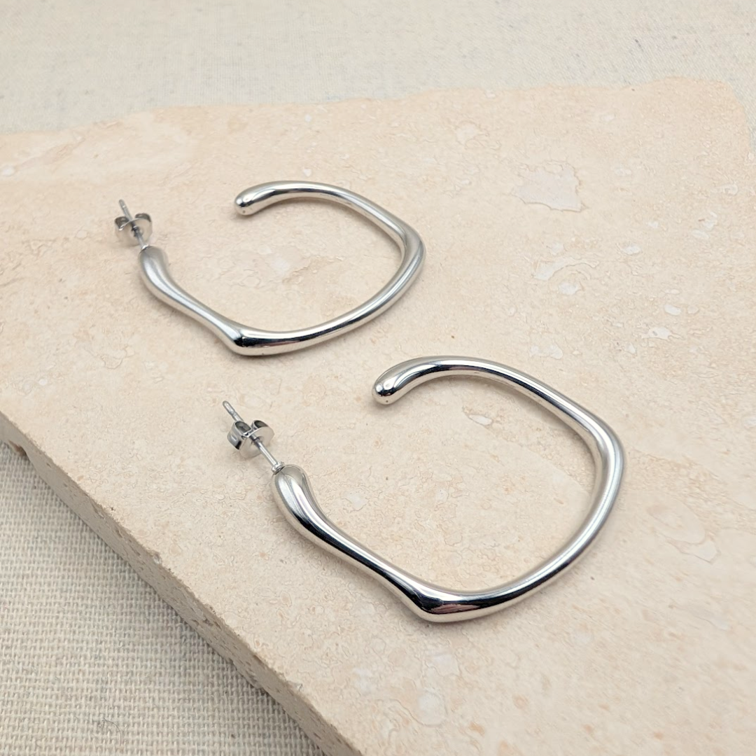 Little Nell Jewellery – wholesale Hoop earrings – Everyday Silver Molten Hoops2