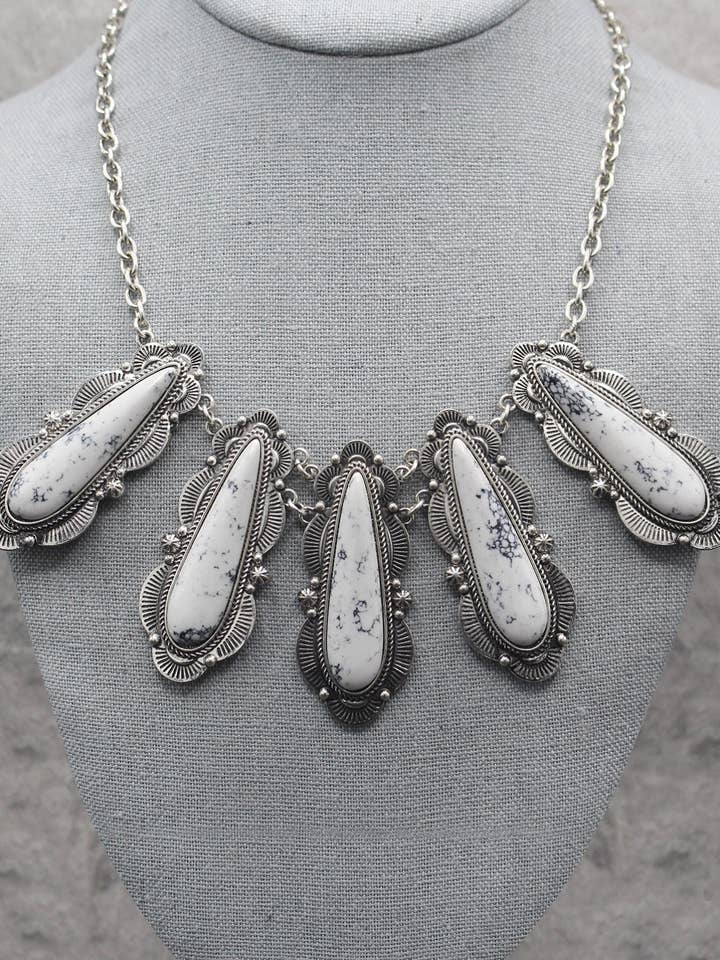 0423 T40 BONE for wholesale by Turquoise Haven