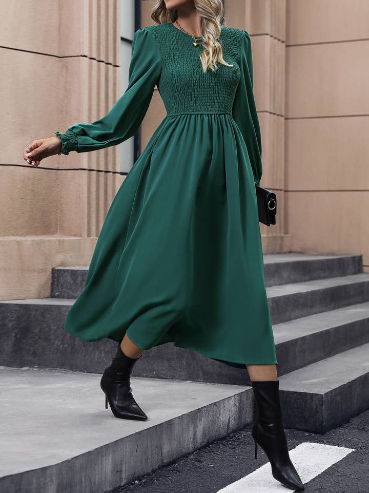 dark green Autumn and winter hit women's dresses with a high-end feel for wholesale on Faire8