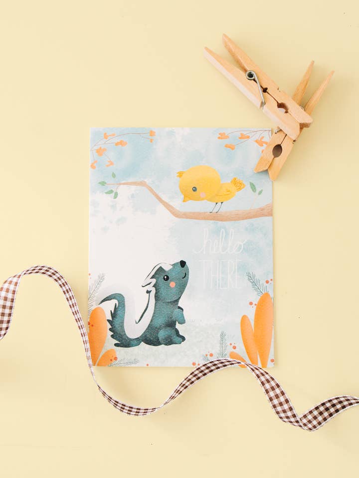 Woodland Hello There - Skunk per la vendita all'ingrosso da parte di Golden Rabbit Co.