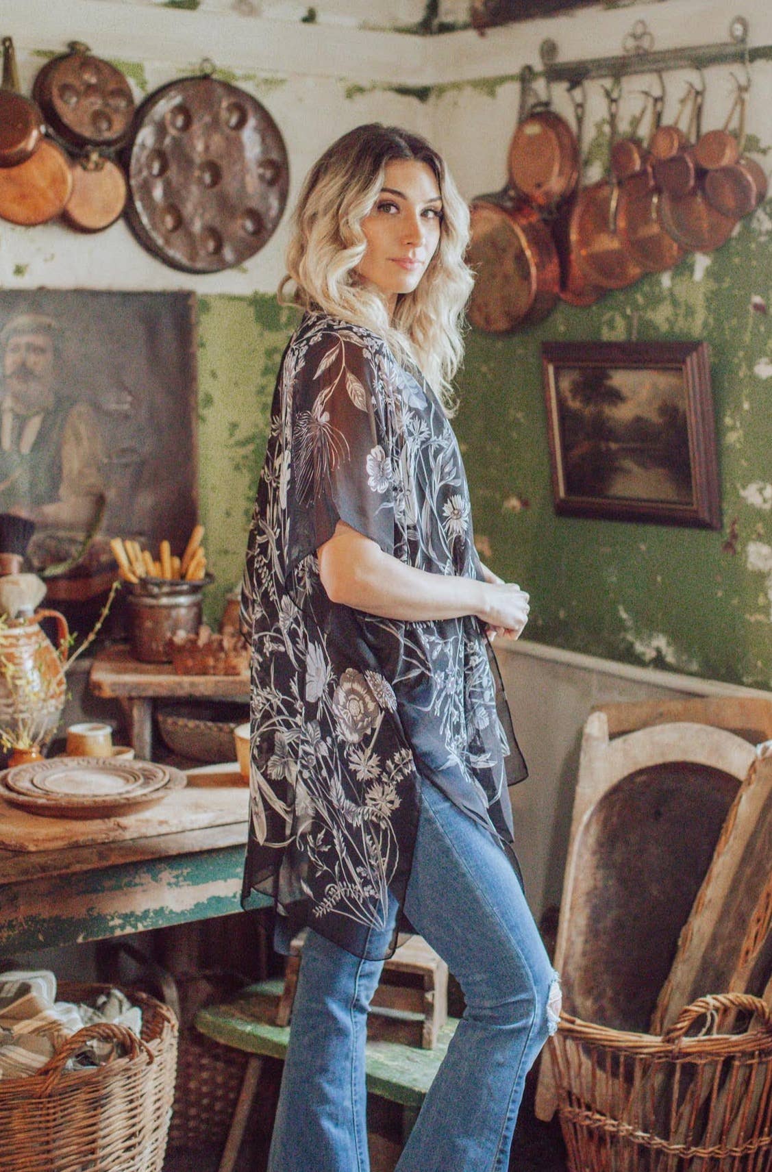 Ellemairco – wholesale Kimono – Women's – Wild Bloom Kimono 9