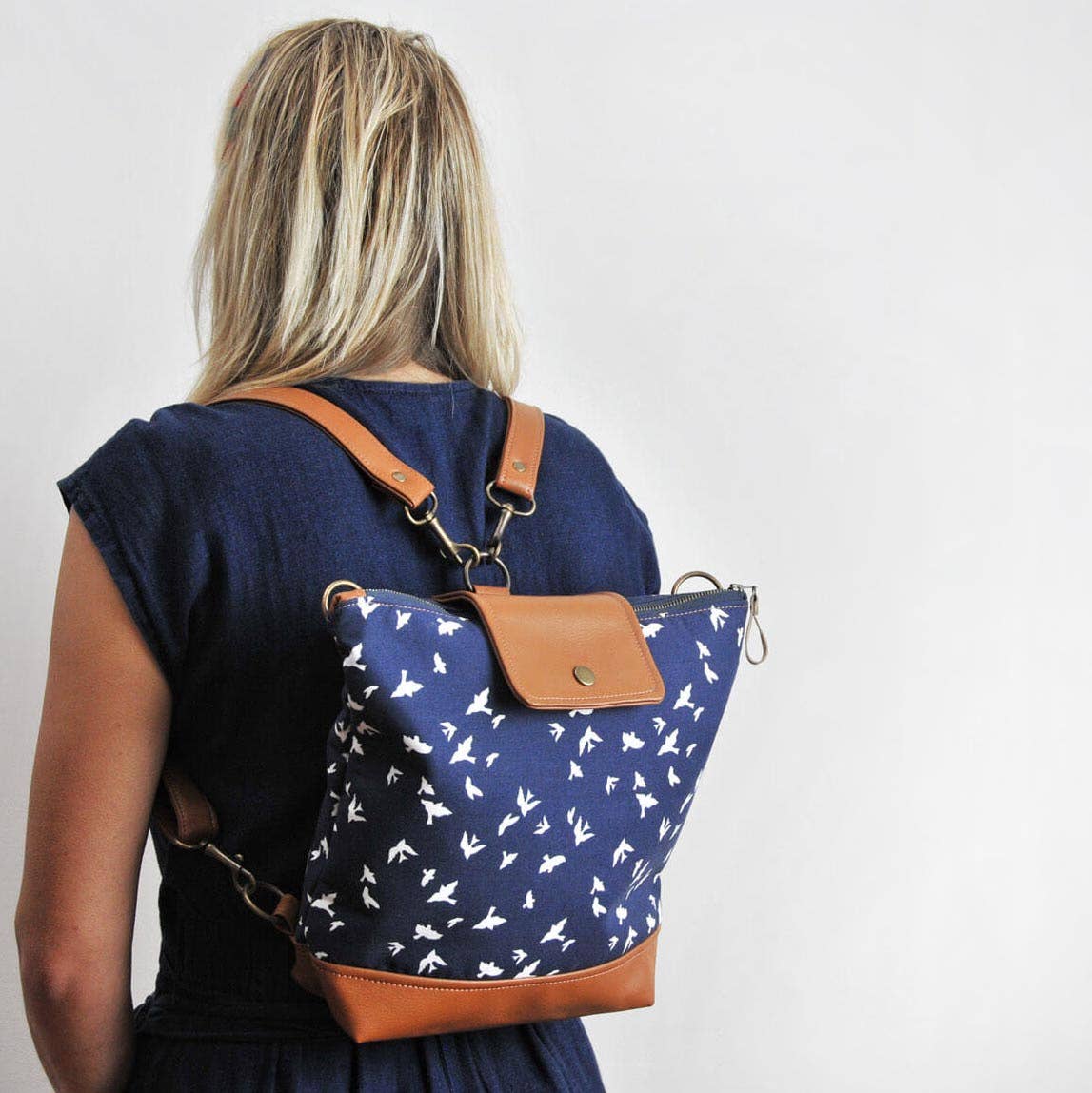 Lauren Holloway - Wholesale Backpack - Women's - Willow Convertible Backpack - Navy Bird10
