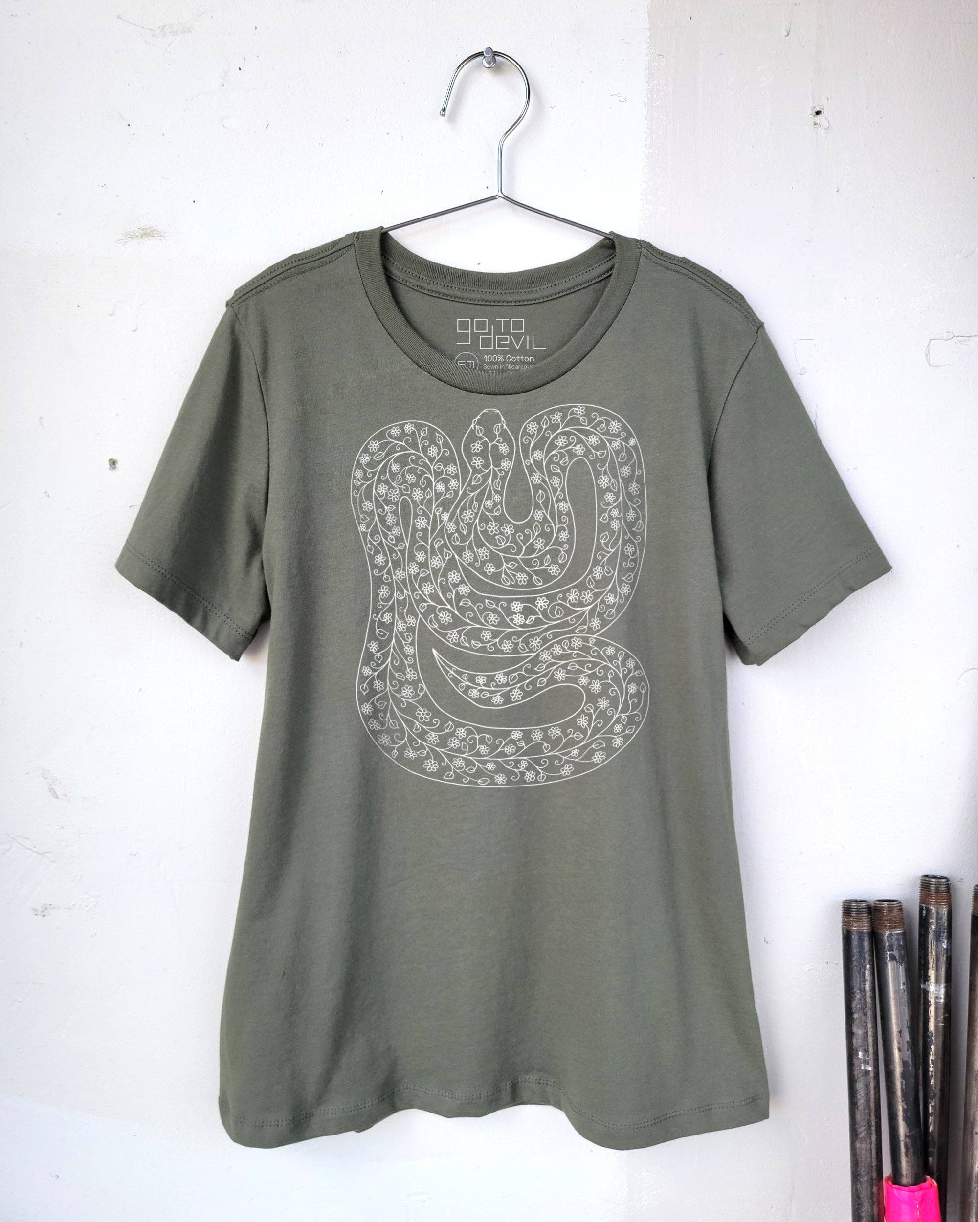 Go To Devil – T-shirt estampada - Mulher por atacado – Cobra Tee Gola Tripulante Feminina4