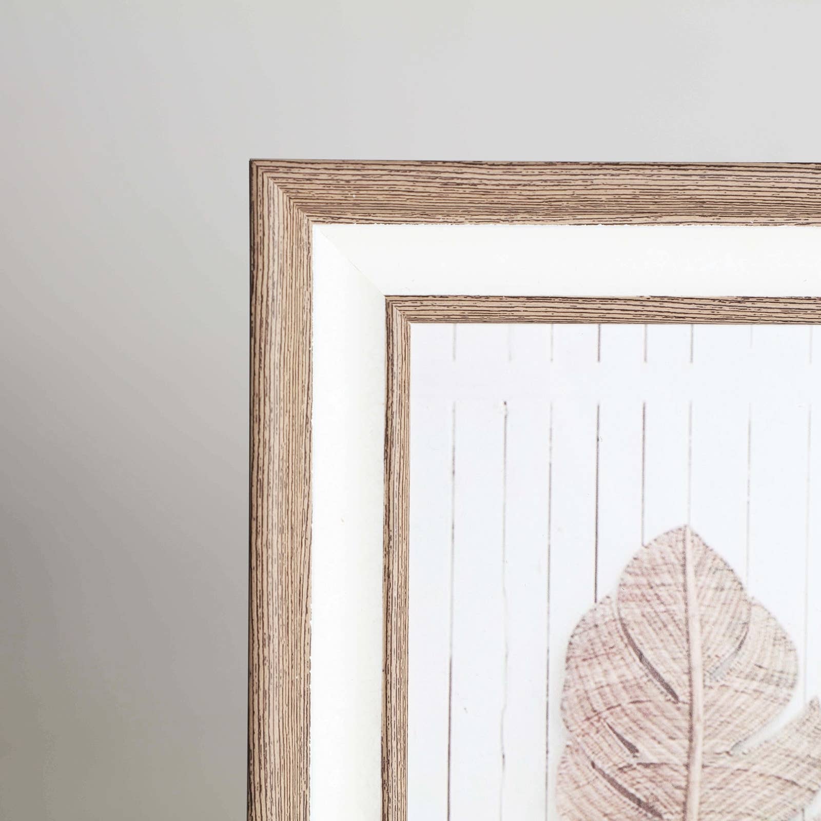 B&B - Wholesale Picture Frame - Photo Frame, Made of MDF Wood, in Brown Color, 25X2X30cm1