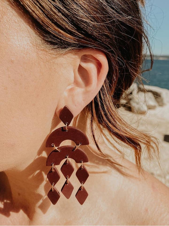 Austin in Wine for wholesale by Corvega Clay Goods