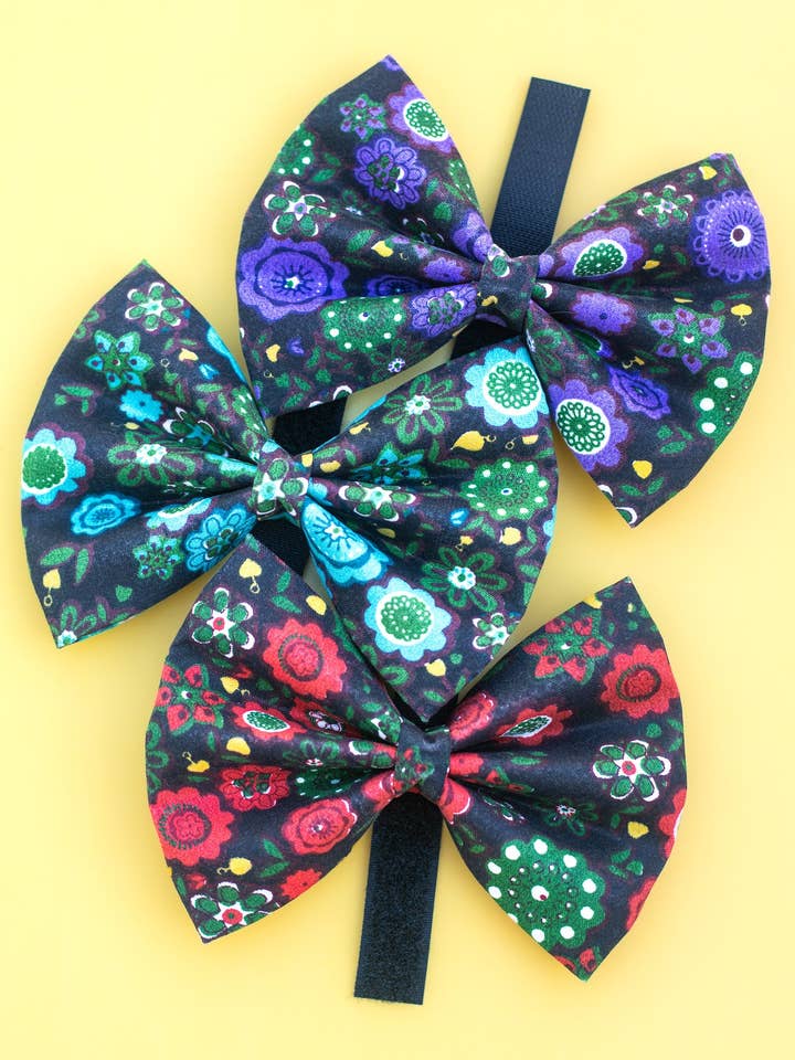 Mardi Gras Bundle (25 pc) for wholesale by Pets Ribbons