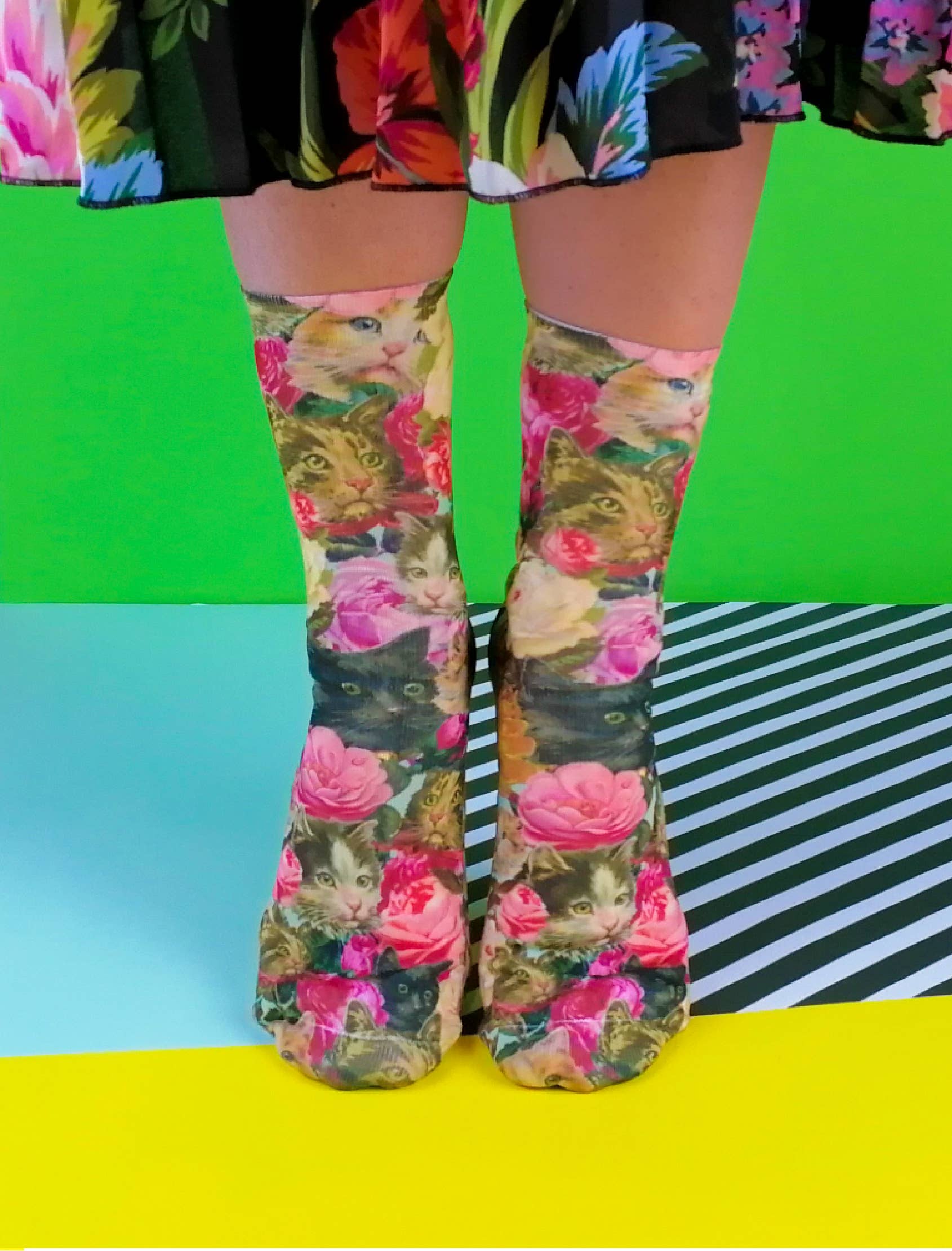 SWEET PARIPE – Großhandel Socken - Unisex – Socken mit Katzen- und Blumenmuster1