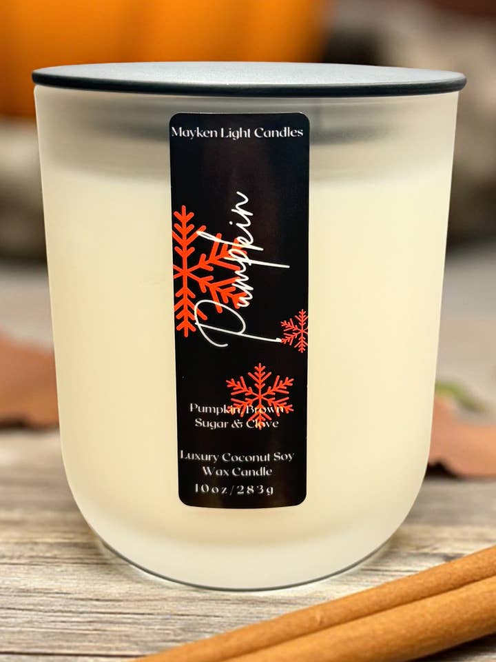 Pumpkin Candle for wholesale by Mayken Light Candles