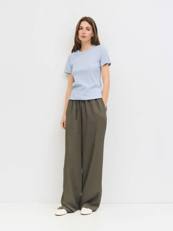 MOD REF - Wholesale T-Shirt - Women's - The Miller Top | Ribbed Short-Sleeve T-Shirt7