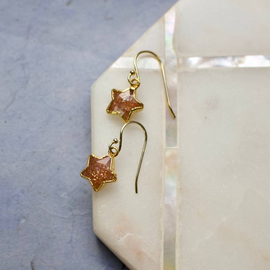 a.v. max – Großhandel Ohrhänger – Halbstein-Ohrringe mit Mini-Stern5