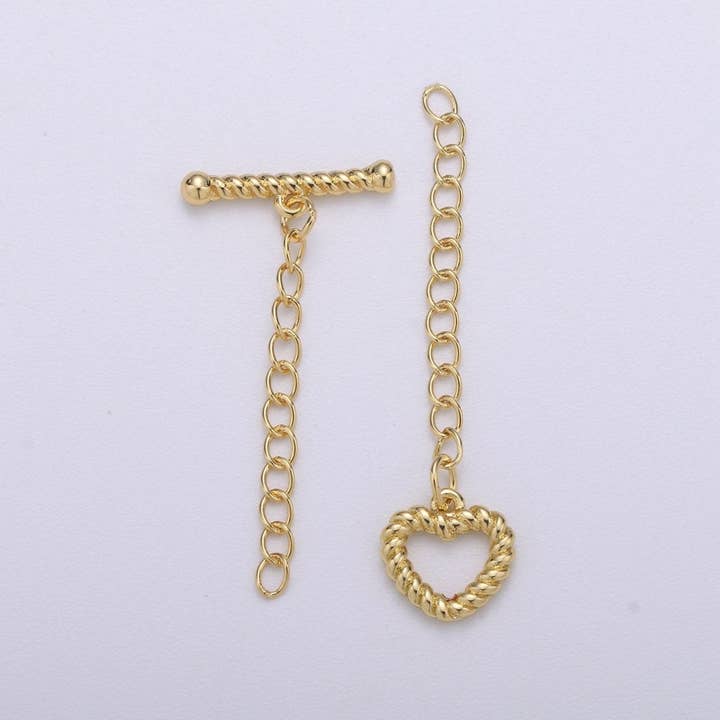 Fermoir en forme de cœur en or rempli 14k, fermoir torsadé en or, fermoir en cœur en or, fermoir en cœur pour composant de collier ou bracelet K-896 pour la vente par Aim Eternal