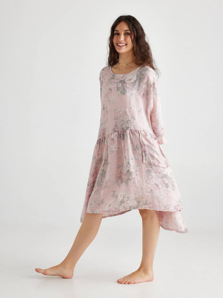 Miss Rose Sister Violet – Engroshandel Kjole - Dame – Dameklæde Clarissa i hør med blomsterprint11