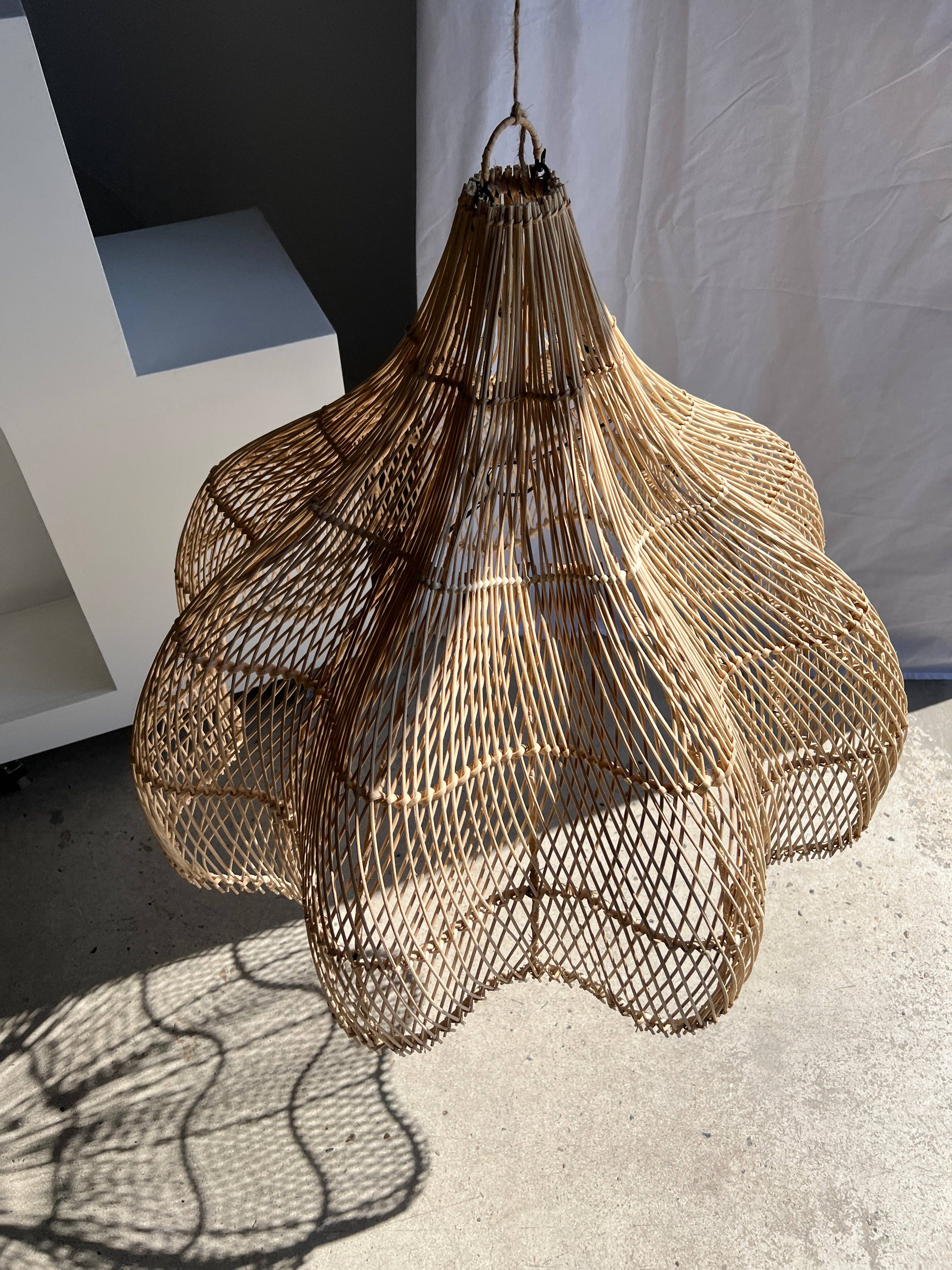 Office Objets - Wholesale Chandelier/Hanging Light - Pendant light, flower-shaped rattan fixture, tulip, corolla H:80cm D80cm48