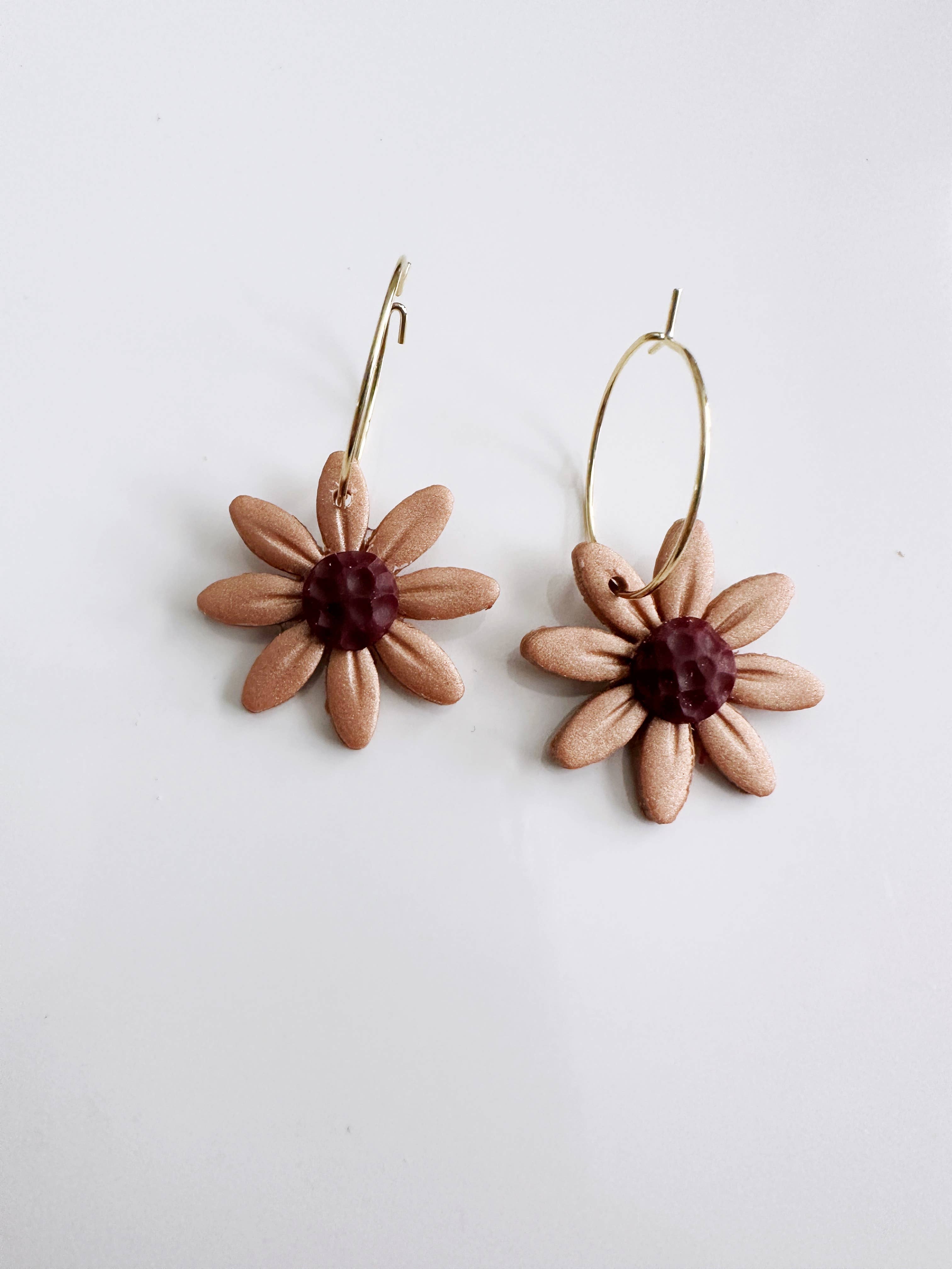 KaoLee Shop - Wholesale Dangle Earrings - Spring Daisy Hoop Earring9