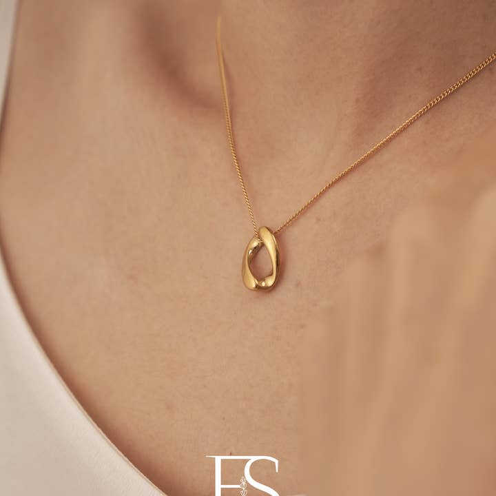 Furano Studio - Wholesale Pendant/Charm Necklace - 18K Gold Filled Infinity Loop necklace2