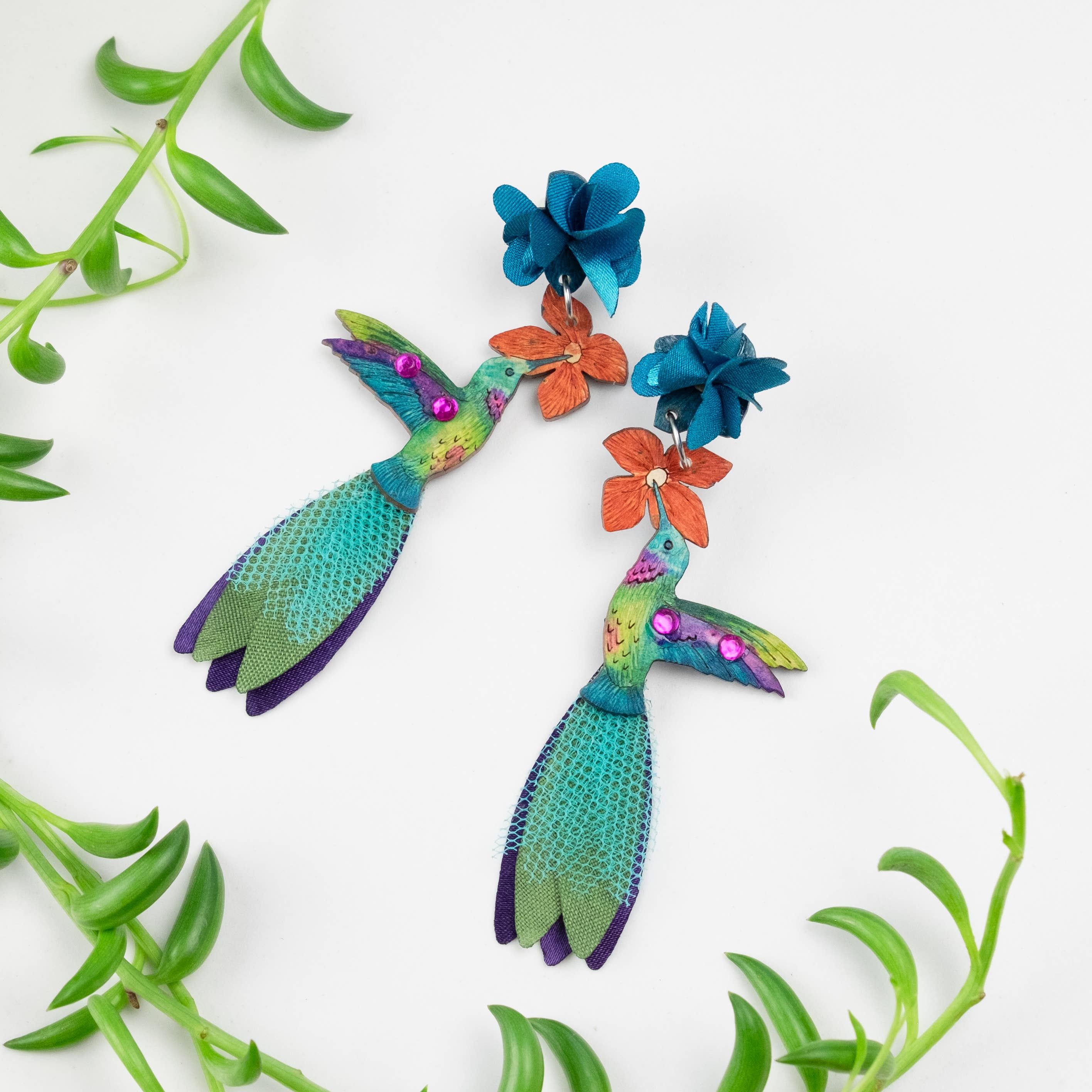 Tulia's Artisan Gallery - Wholesale Dangle Earrings - Hummingbird Earrings - Ruby-Throated LG3