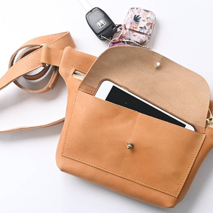 ETHICGOODS - Wholesale Belt Bag - Women's - Ethic Leather Belt Bag3