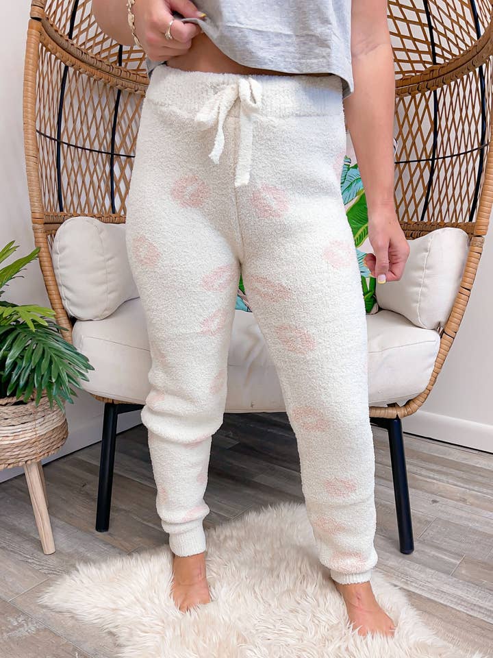 Prep Obsessed Wholesale - Wholesale Lounge Sweatpants/Joggers - Women's - Smooches Cozy Luxe Lounge Joggers