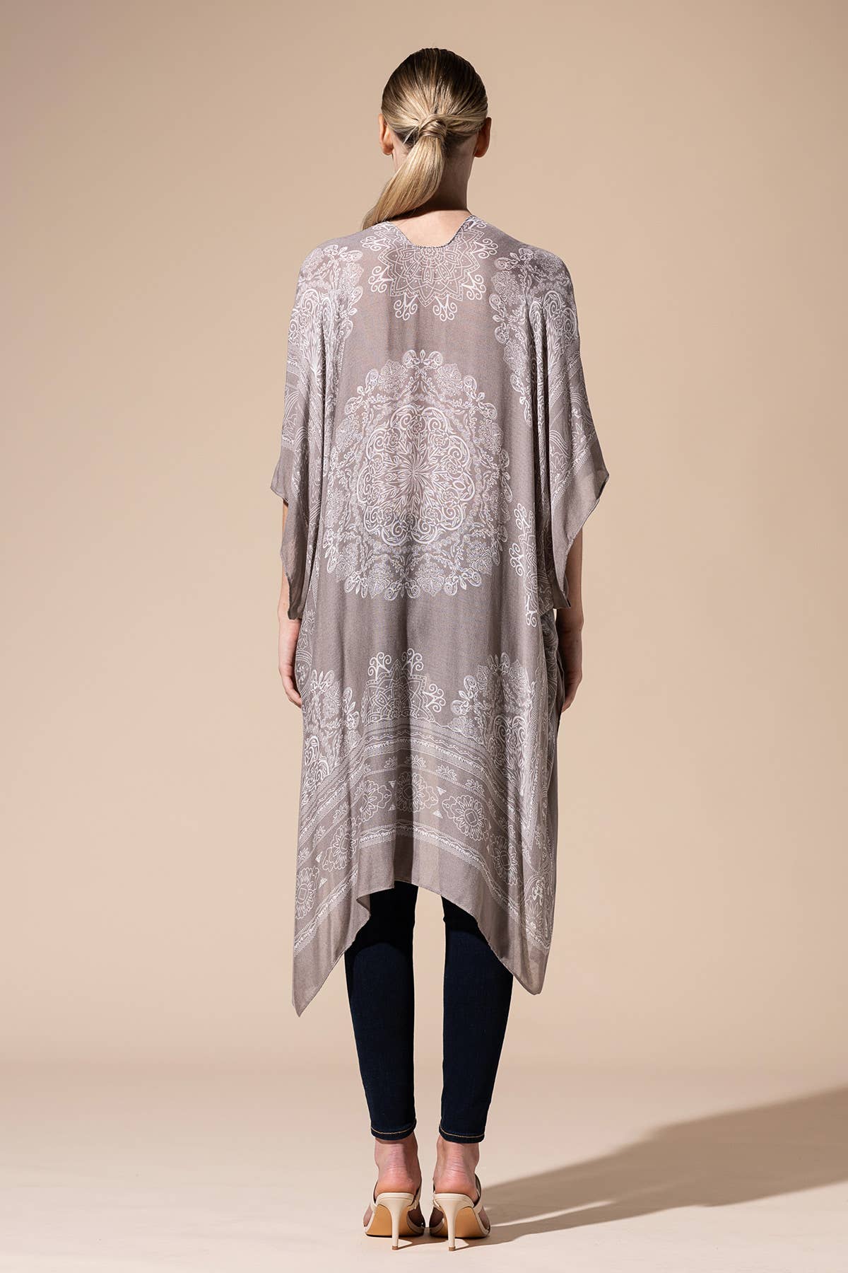 Urbanista - Wholesale Kimono - Women's - Ornate Mandala Kimono15