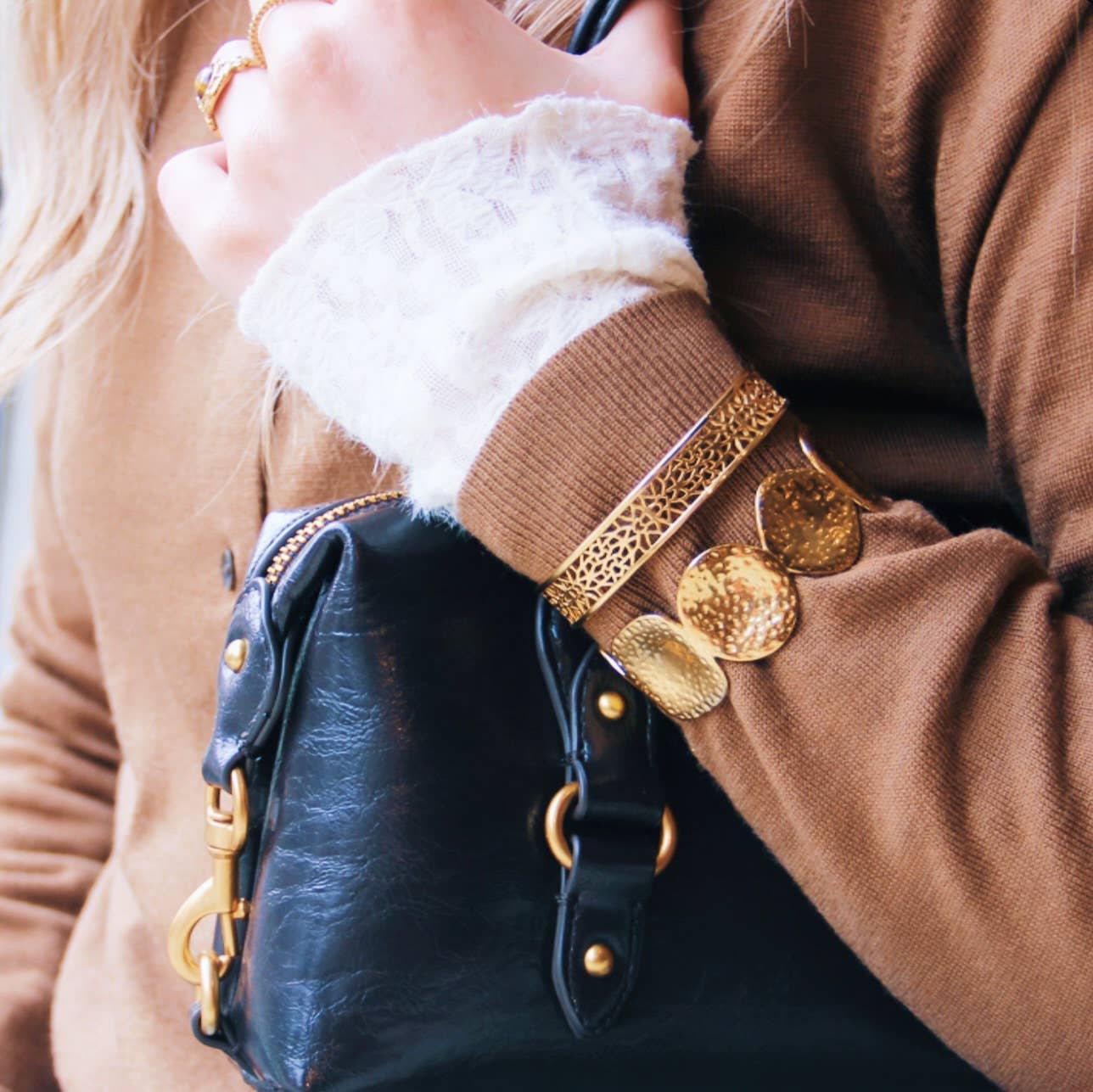 Bazou - Wholesale Cuff Bracelet - Bangle circles & squares 'bumped'1