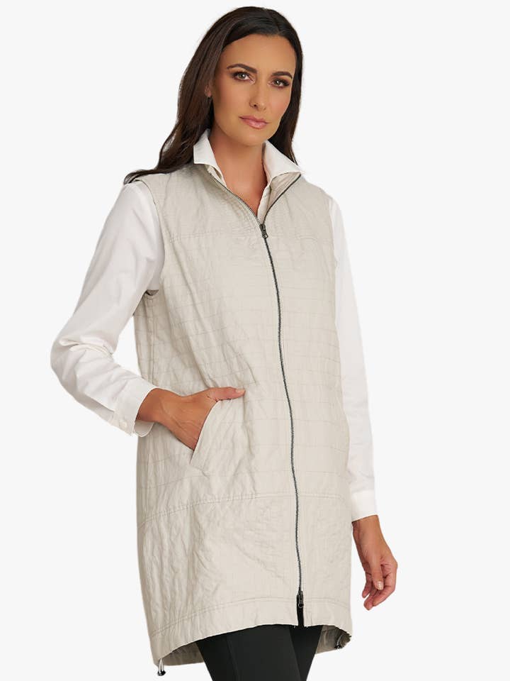 Stella Carakasi - Wholesale Outerwear Vest - Women's - Women's Zip-Front On The Go Vest4