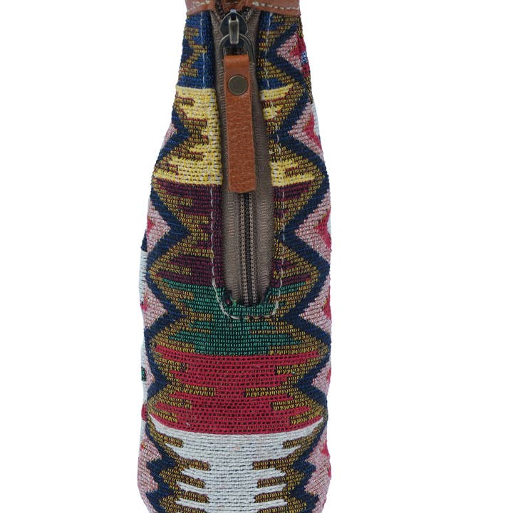 Hopofly Bags – wholesale Beer/wine caddy – Upcycled Canvas & Leather Azo Beer Pint Holder1