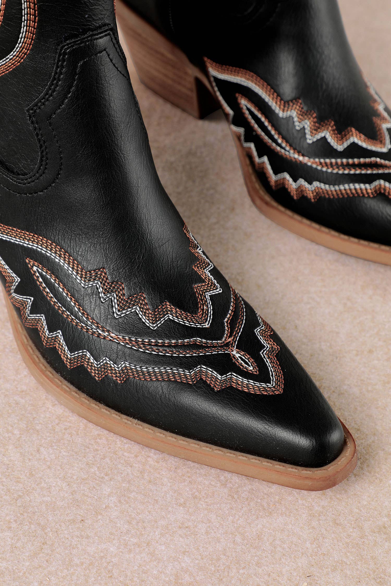 Miracle Miles (Mi.iM) - Wholesale Cowboy Boots - Women's - TESS17