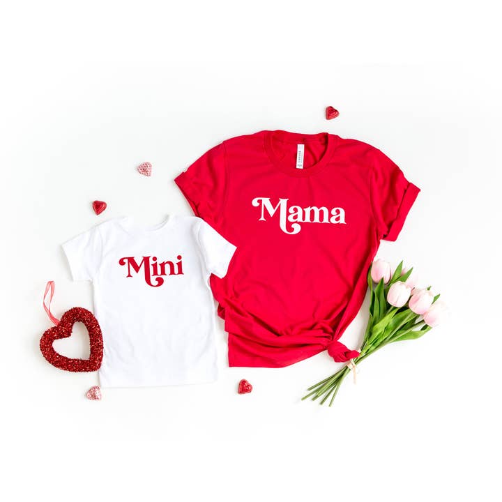 Mama and Mini - T-shirts unisexes pour la vente par GirliesGalore