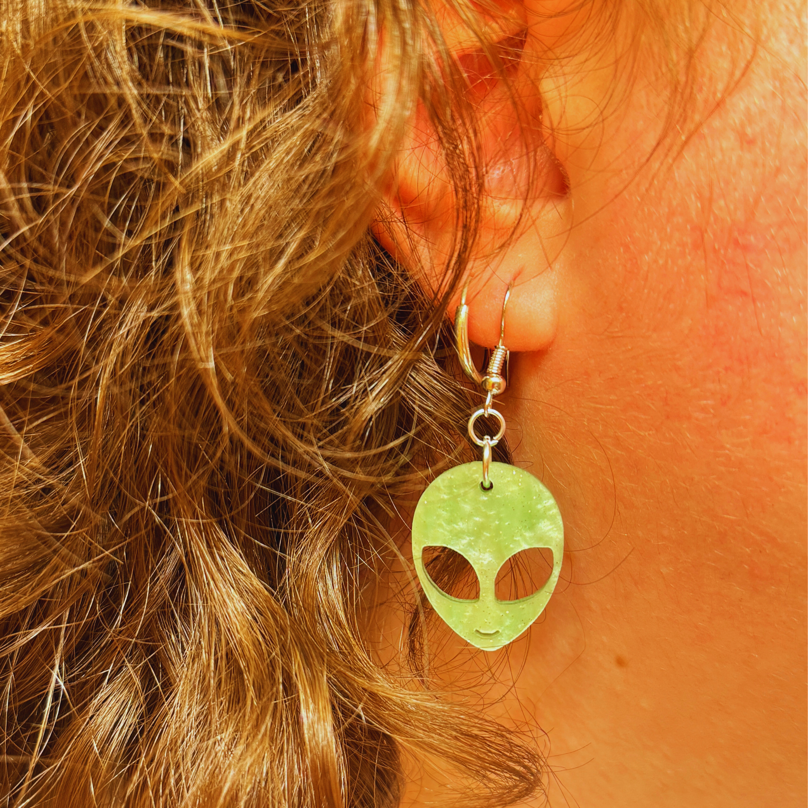 The Kitschy Cactus - Wholesale Dangle Earrings - Life on Mars (mini) - Green Alien Earrings1
