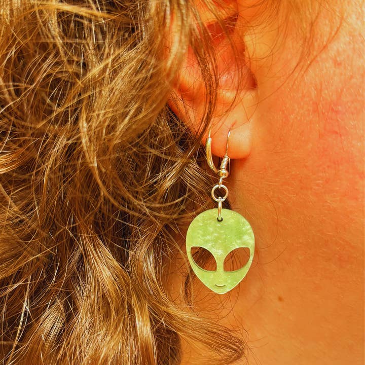 The Kitschy Cactus - Wholesale Dangle Earrings - Life on Mars (mini) - Green Alien Earrings1