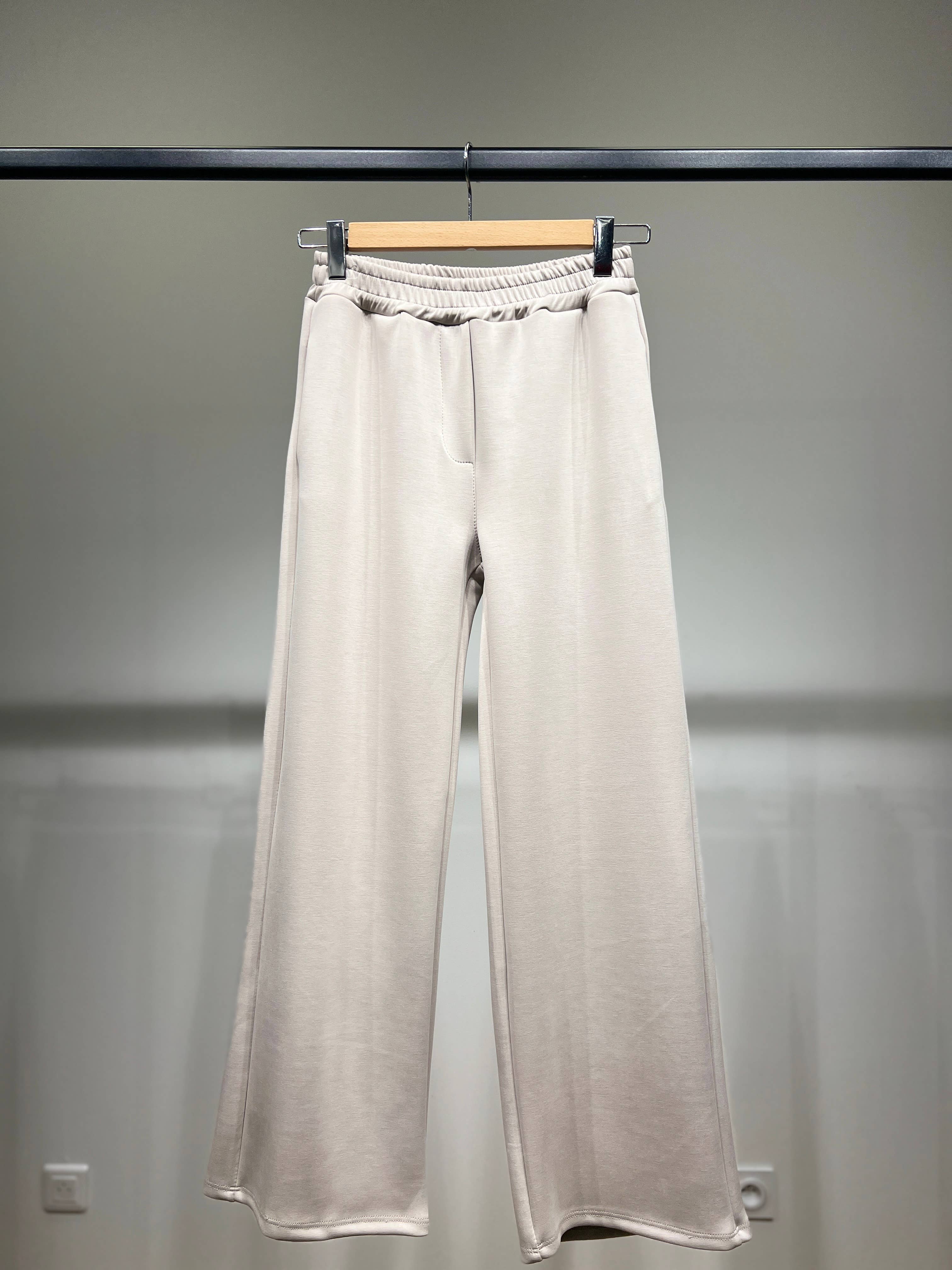 L'Emotion – Großhandel Hose – Damen – Bequeme Hose mit geradem Schnitt und elastischem Bund3