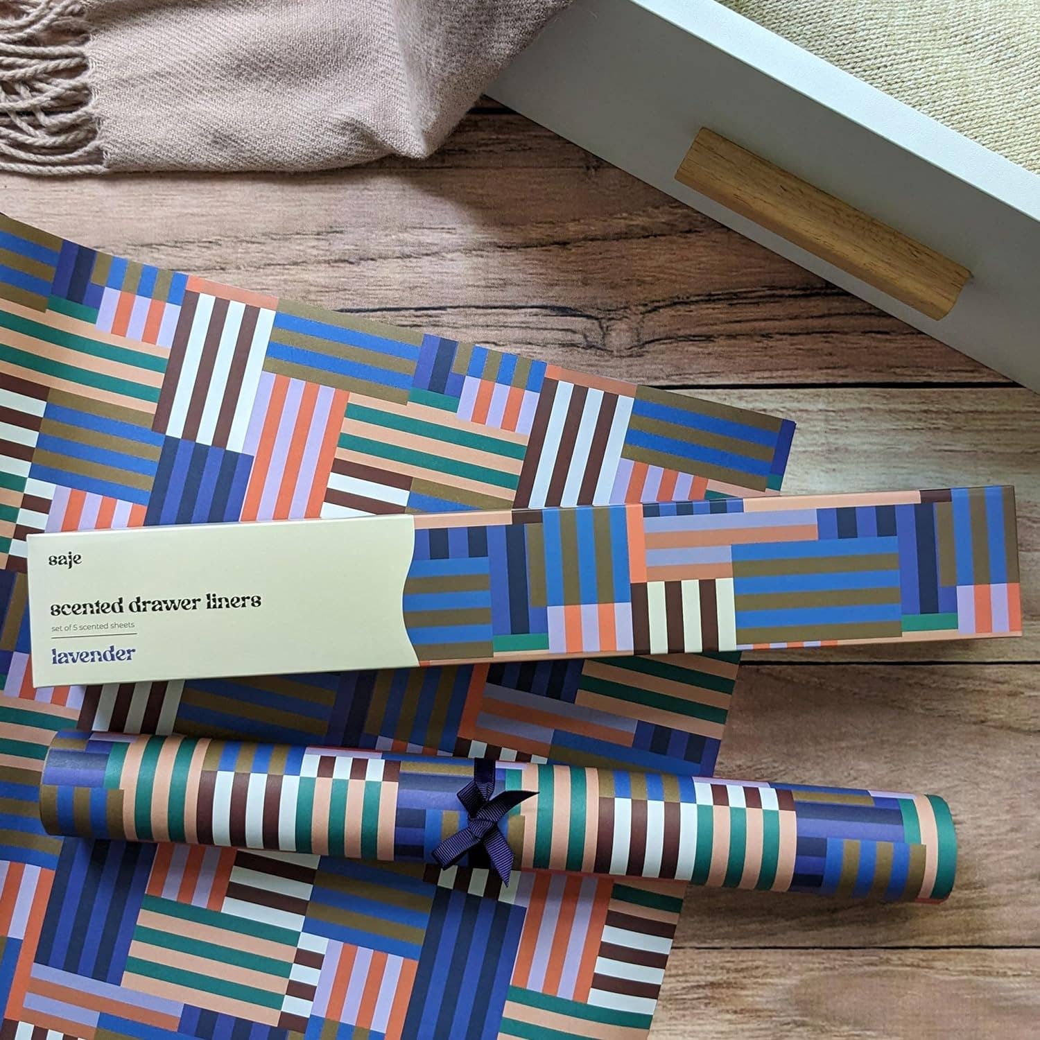 Robert Frederick Ltd - Venta al por mayor Revestimientos de cajones - Saje Forro de Cajón Perfumado - Juego de 5 Lavanda1