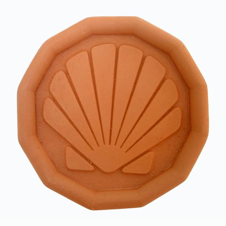 Économiseur de sucre brun - coquille de mer pour la vente par JBK Pottery