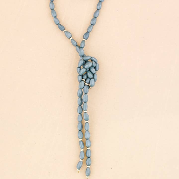 Sonata - Wholesale Snap Jewelry - Long necklace for hanging glasses with resin beads4